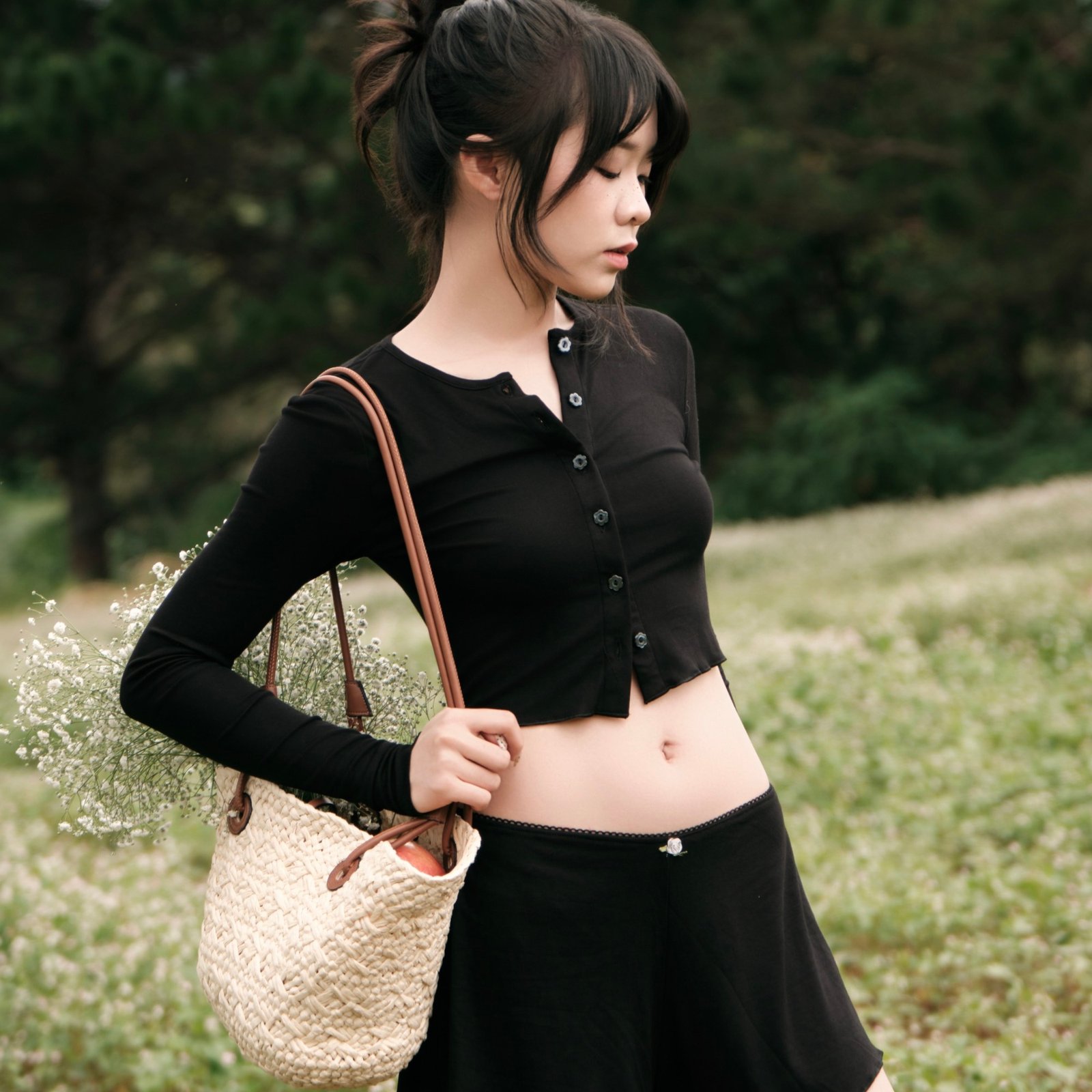 Hồng Huyền | Timeless Design