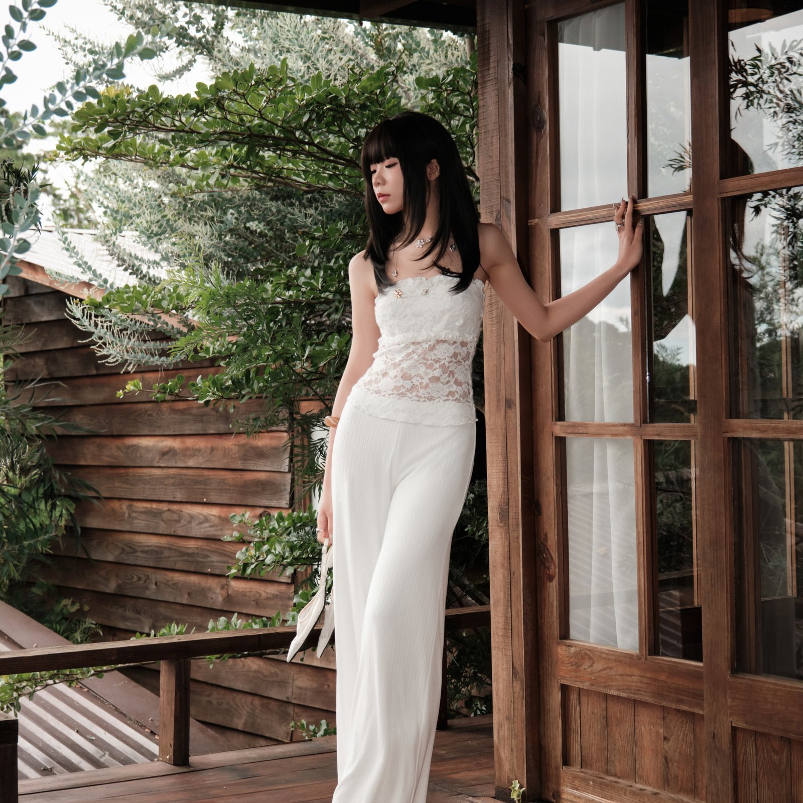 Lan | Timeless Design